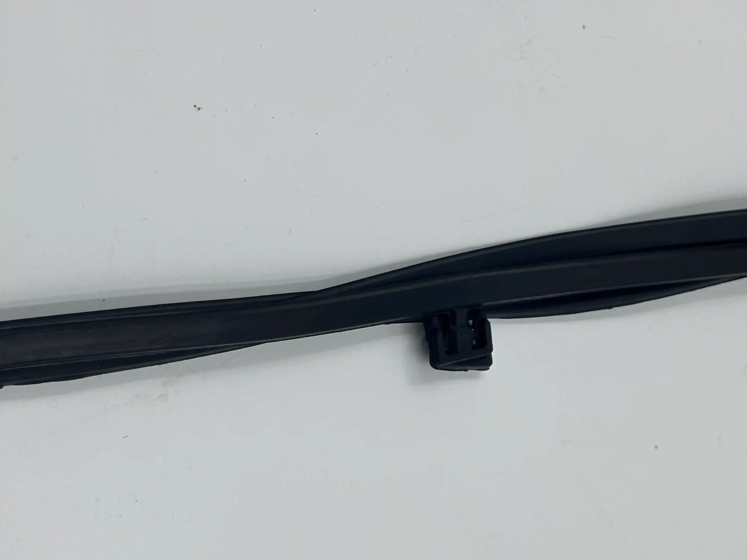 Vicarb V20 gasket positioning tabs for plate heat exchanger assembly