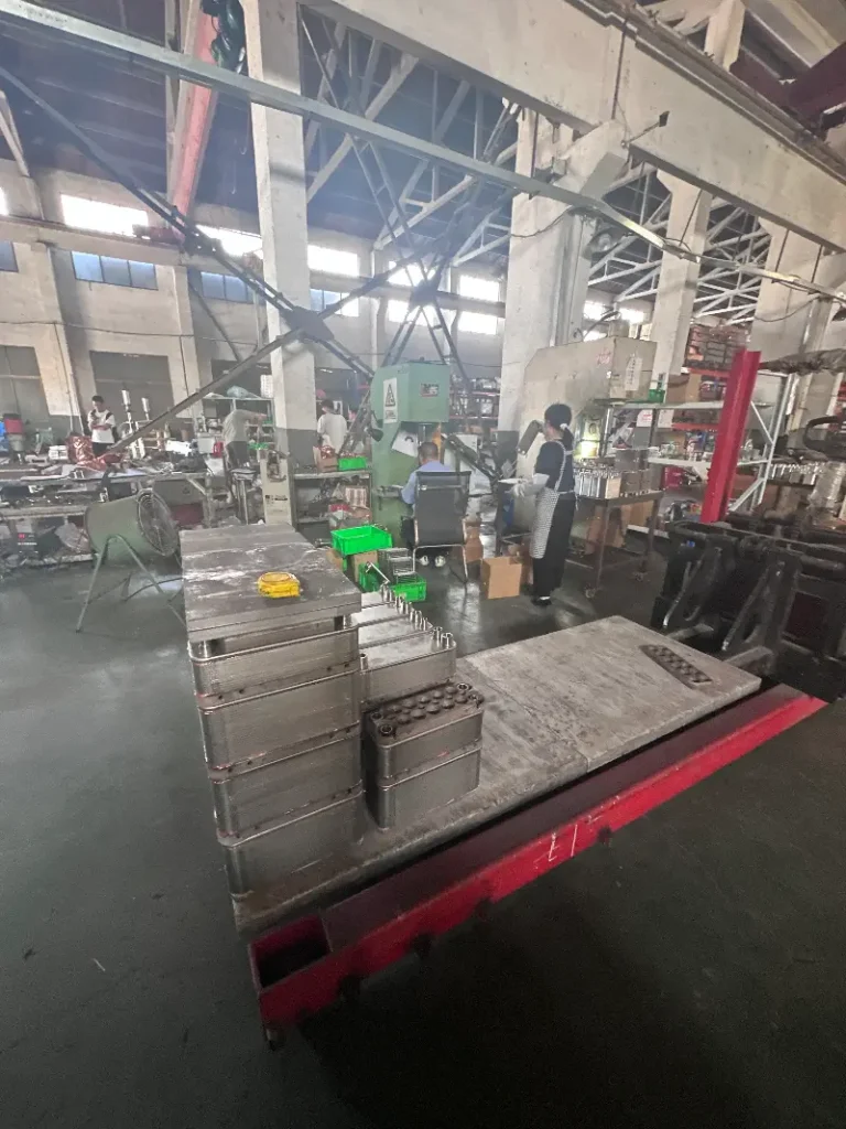 SENOVIS brazed plate heat exchanger manufacturing workshop