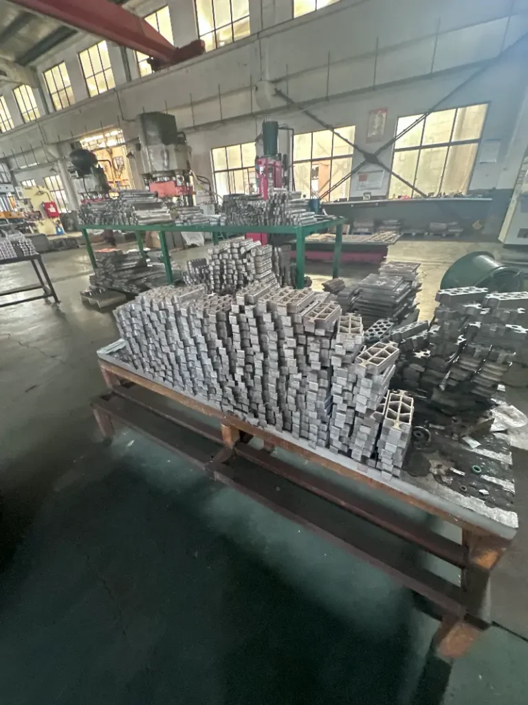 Brazed plate heat exchanger production process at SENOVIS factory