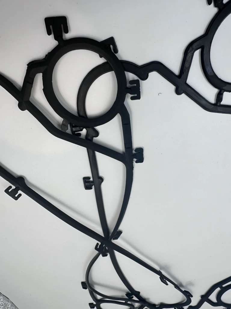 Precision Alfa Laval Clip8 gasket manufactured by a customized PHE gasket plate heat exchanger factory.