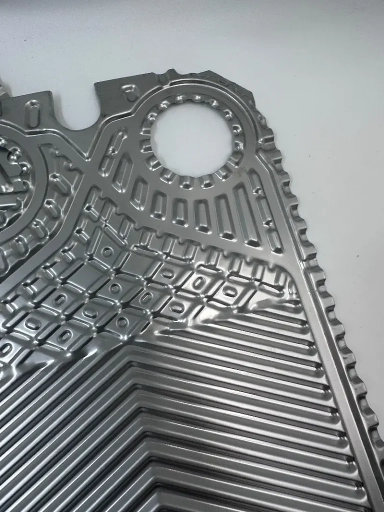 Alfa Laval T20S replacement plate for heat exchanger comparison and technical evaluation.