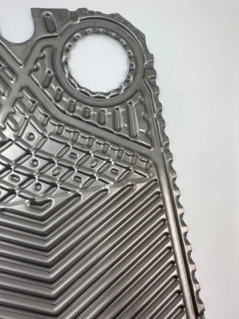 Alfa Laval TL15B replacement plate designed with high corrosion resistance PHE plates materials.