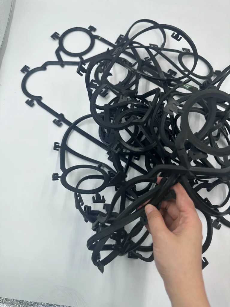 FUNKE FP22 gasket designed as a flat rubber gasket seal for heat exchanger applications.